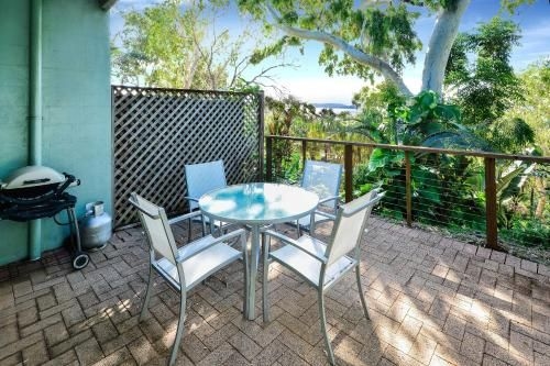 Sunset Waters Apartments4