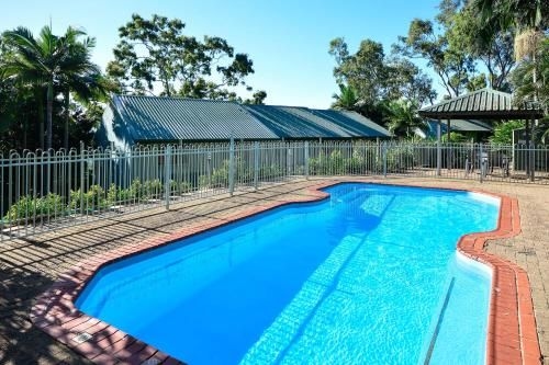 Sunset Waters Apartments2