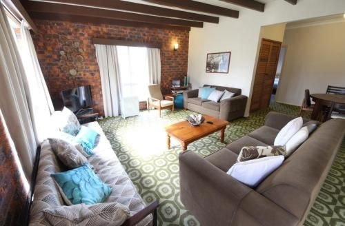 Muller's Cottage at Hat Head (Pet Friendly)0
