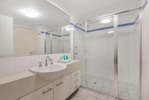 Two Bedroom Apartment with Ocean View
