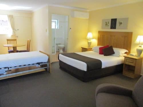 Deluxe Queen Room