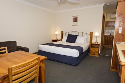 Deluxe King Studio with Spa Bath - Adults Only