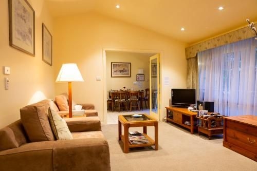 Courtsidecottage Bed and Breakfast1