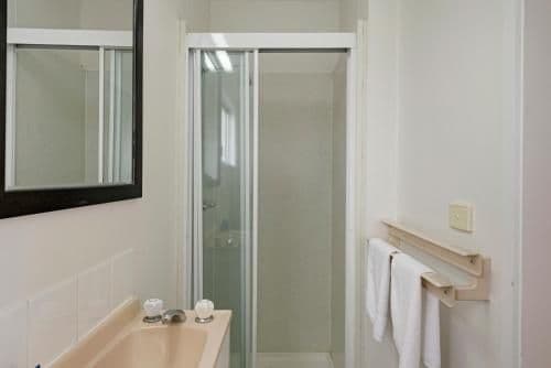 Standard Cabin - Sleeps 2