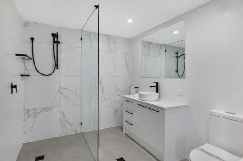 Superior One-Bedroom Apartment