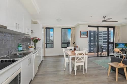 Superior One-Bedroom Apartment