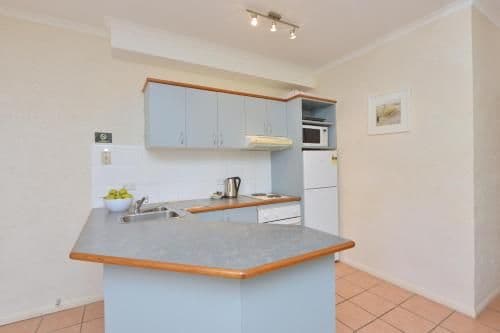 Deluxe One-Bedroom Apartment