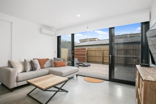 Apollo Bay Beach House4