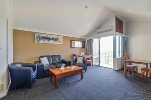 One-Bedroom Apartment - Penthouse