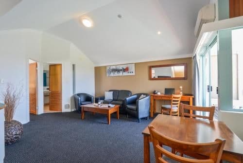 One-Bedroom Apartment - Penthouse