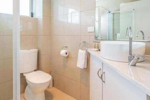 Superior Two-Bedroom Waterfront Apartment with Fully Equipped Kitchen