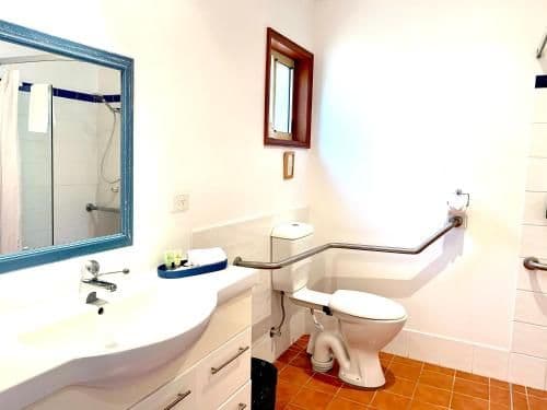 Queen Room - Disability Access
