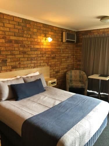 Queen Room with Kitchenette