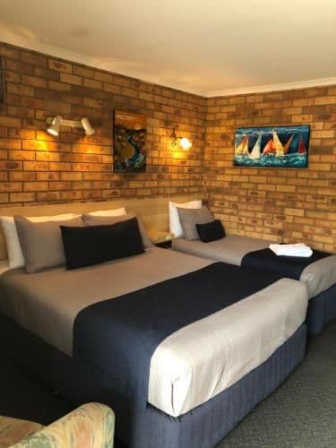 Twin Room with Kitchenette
