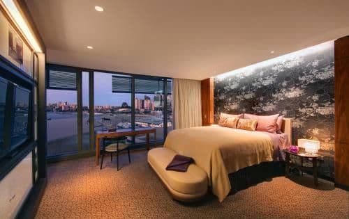 Jewel City Spa Suite