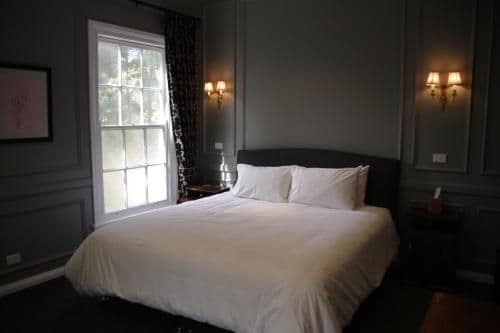 King Room with Spa Bath