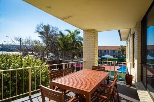 Three-Bedroom Apartment with Lake View