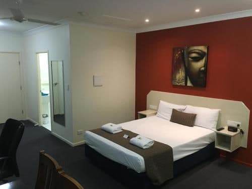 Queen Room with Garden View