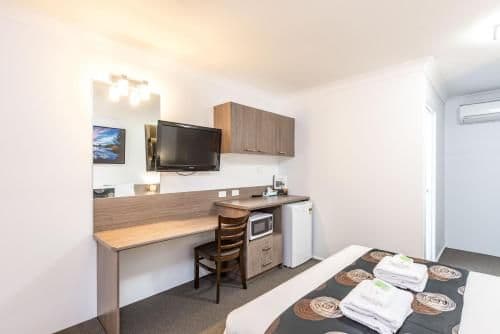 Executive Queen Room
