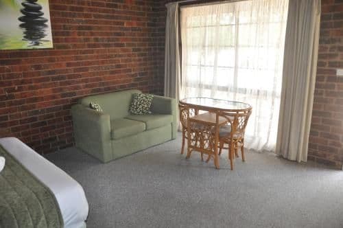 Standard Queen Room