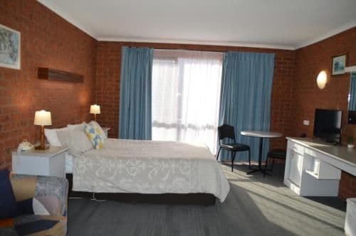 Executive Queen Room
