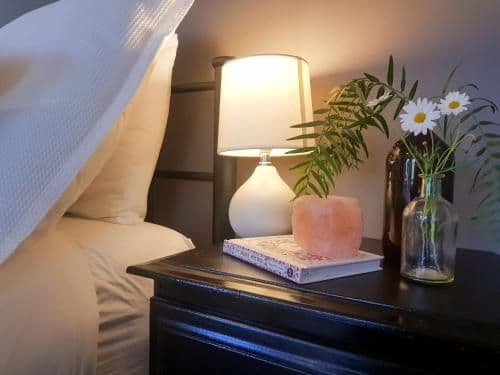 One-Bedroom Cottage with Spa Bath