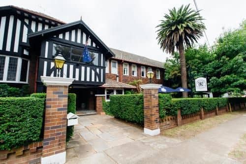 โรงแรมบันดานูน โรงแรมบันดานูน