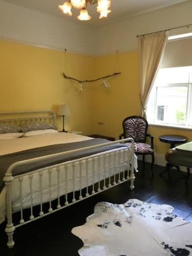 Deluxe Queen Room - The Adelaide