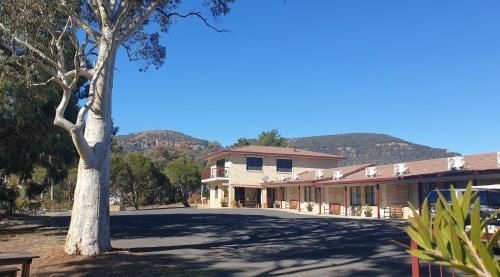 Kandos Fairways Motel0