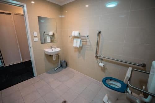 Queen Room - Disability Access