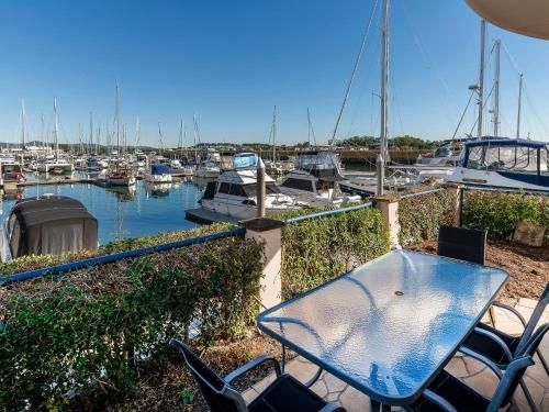 Stunning 3 Bedroom Villa at Hope Harbour Marina4