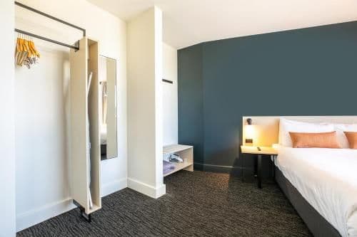 Queen Studio with Free Welcome Drink for Two Guests