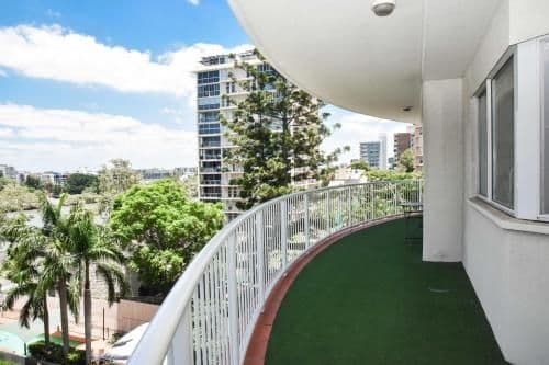 Three-Bedroom Luxury Apartment