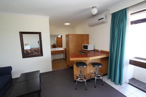 Executive Queen Room