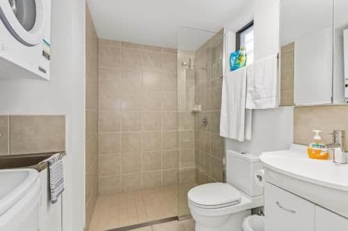 Apartment 2 Bedroom and 2 Bathroom