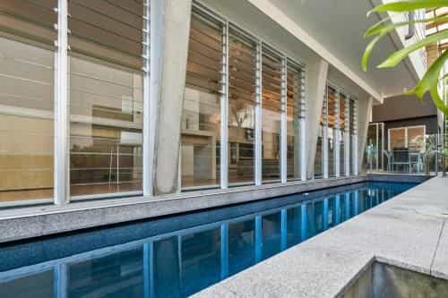 Contemporary & Central Sunshine Beach