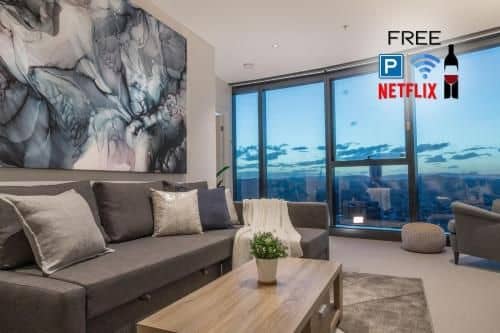 Highlife Luxury*Carpark*Wifi*Pool*Gym*Netflix Highlife Luxury*Carpark*Wifi*Pool*Gym*Netflix