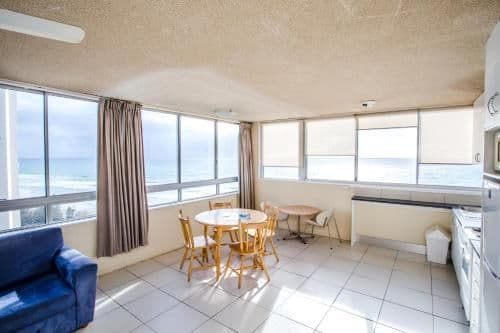 Superior One-Bedroom Apartment