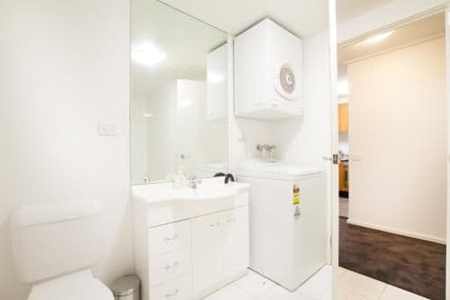 Deluxe Three-Bedroom Two-Bathroom Apartment