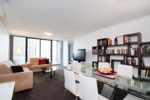 Deluxe Three-Bedroom Two-Bathroom Apartment