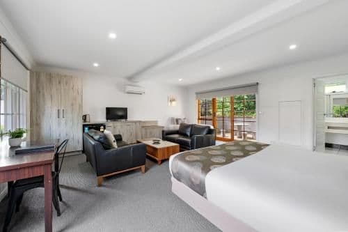 Deluxe Suite