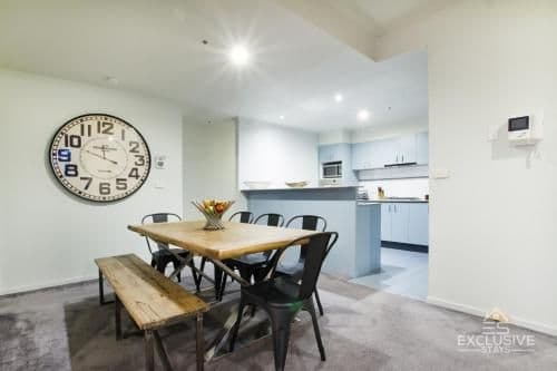 Deluxe Three-Bedroom Two-Bathroom Apartment