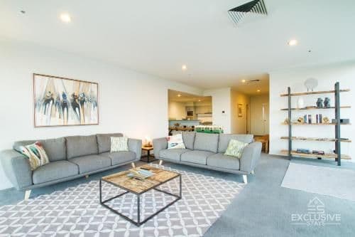 Deluxe Three-Bedroom Two-Bathroom Apartment