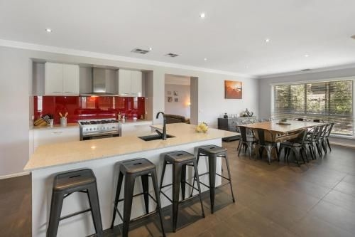 Luxury Coastal Escape2