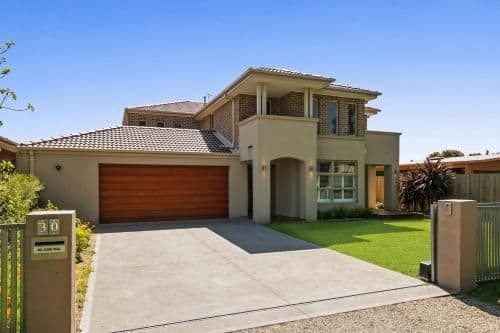 Seven-Bedroom House