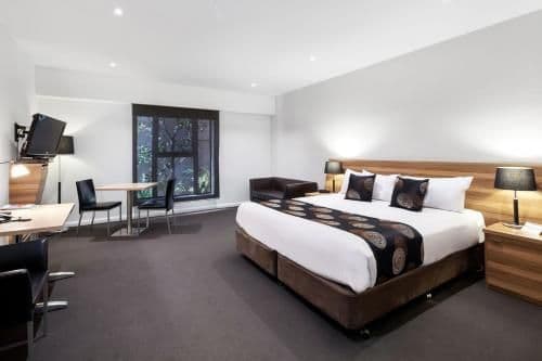 King Executive Suite