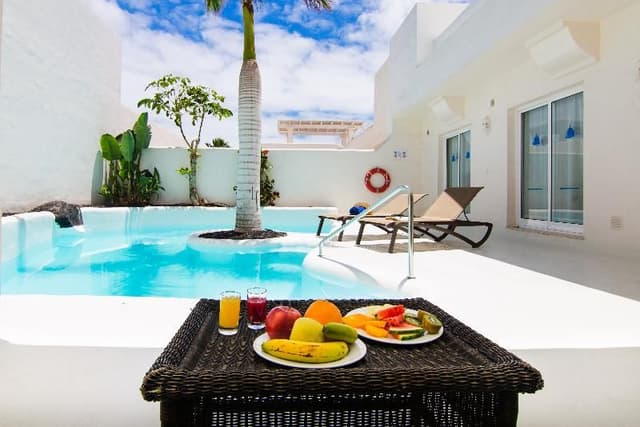 VILLA GARDEN VIEW ONE BEDROOM