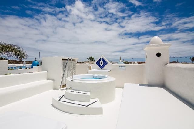 VILLA PREMIER