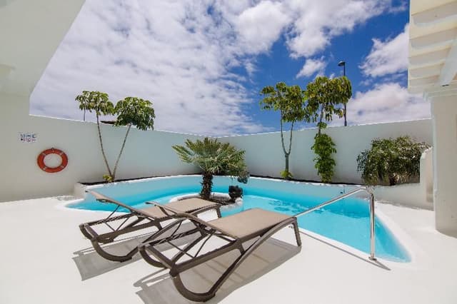 VILLA PREMIER