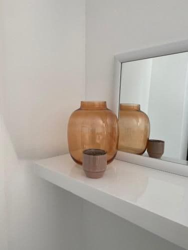 Apartment With Shared Bathroom